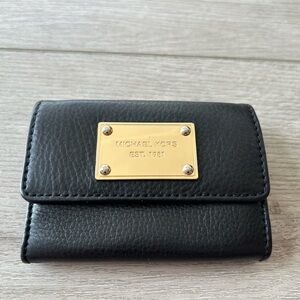 Michael Kors leather small wallet